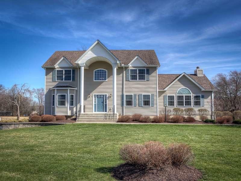 8 Hunter Court, Pine Bush, NY 12566 (Sold NYStateMLS Listing 10303292)