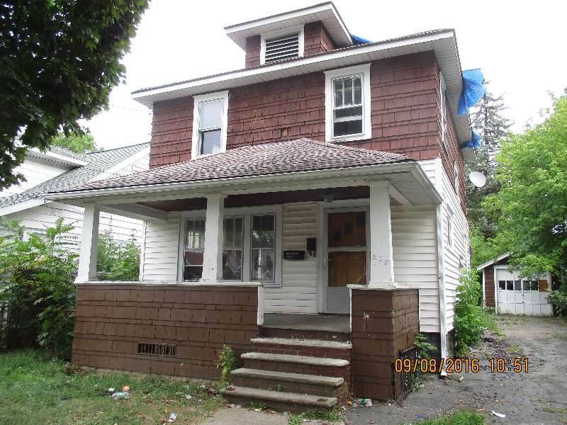 203 Shirley Dr, Syracuse, NY 13207 (Sold NYStateMLS Listing 10349530)