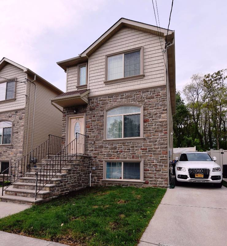 110 Melvin Ave, Staten Island, NY 10314 (Sold NYStateMLS Listing 10391619)