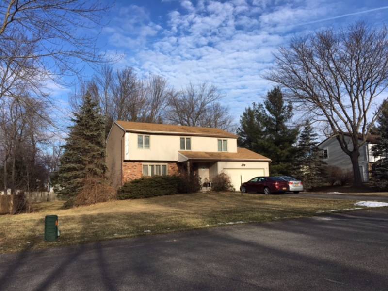 25 Lacy Ln, Albany, NY 12211 (Sold NYStateMLS Listing 10390837)