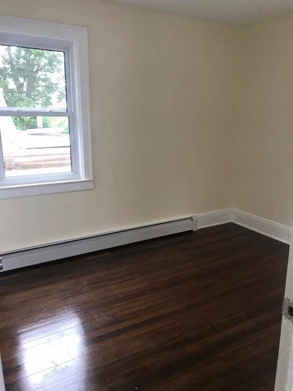 9 Vredenburgh Ave, Yonkers, NY 10704 (Off Market NYStateMLS Listing