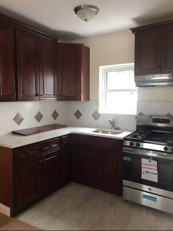 9 Vredenburgh Ave, Yonkers, NY 10704 (Off Market NYStateMLS Listing