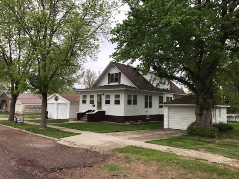 202 N. Carpenter St., Tripp, SD 57376 (Sold MyStateMLS Listing 10396871)
