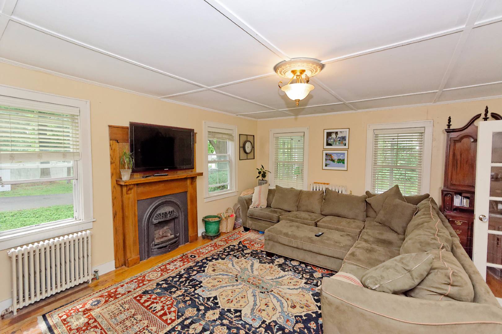 2718 Brookview Rd, Castleton on Hudson, NY 12033 (Sold NYStateMLS