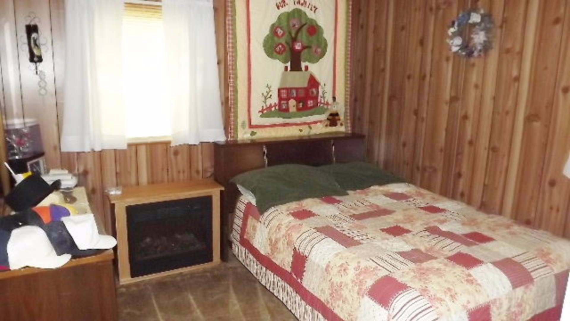 818 2nd St NE, Fessenden, ND 58438 (Off Market NYStateMLS Listing