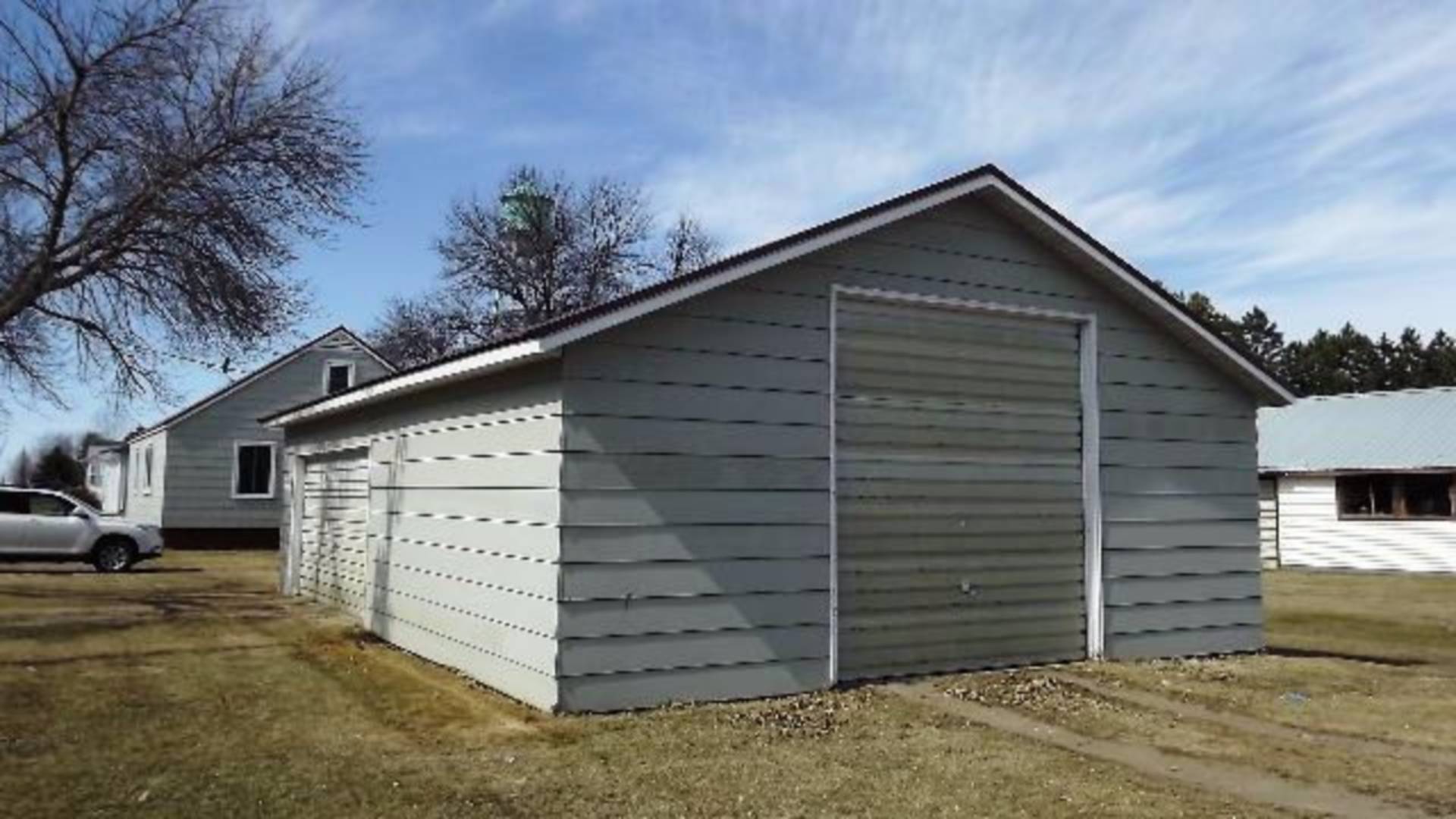 102 Ave H West, Anamoose, ND 58710 (Sold NYStateMLS Listing 10424128)