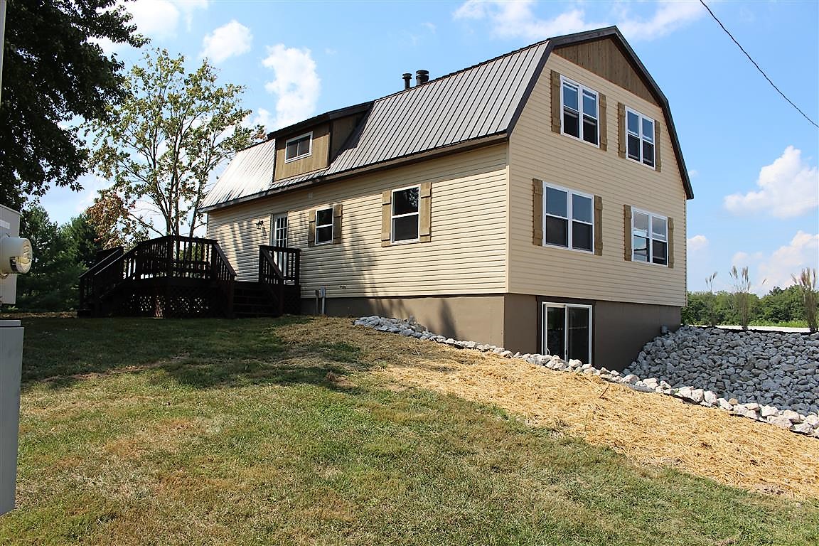 11407 E 300th Ave, Flat Rock, IL 62427 (Sold MyStateMLS Listing 10424731)