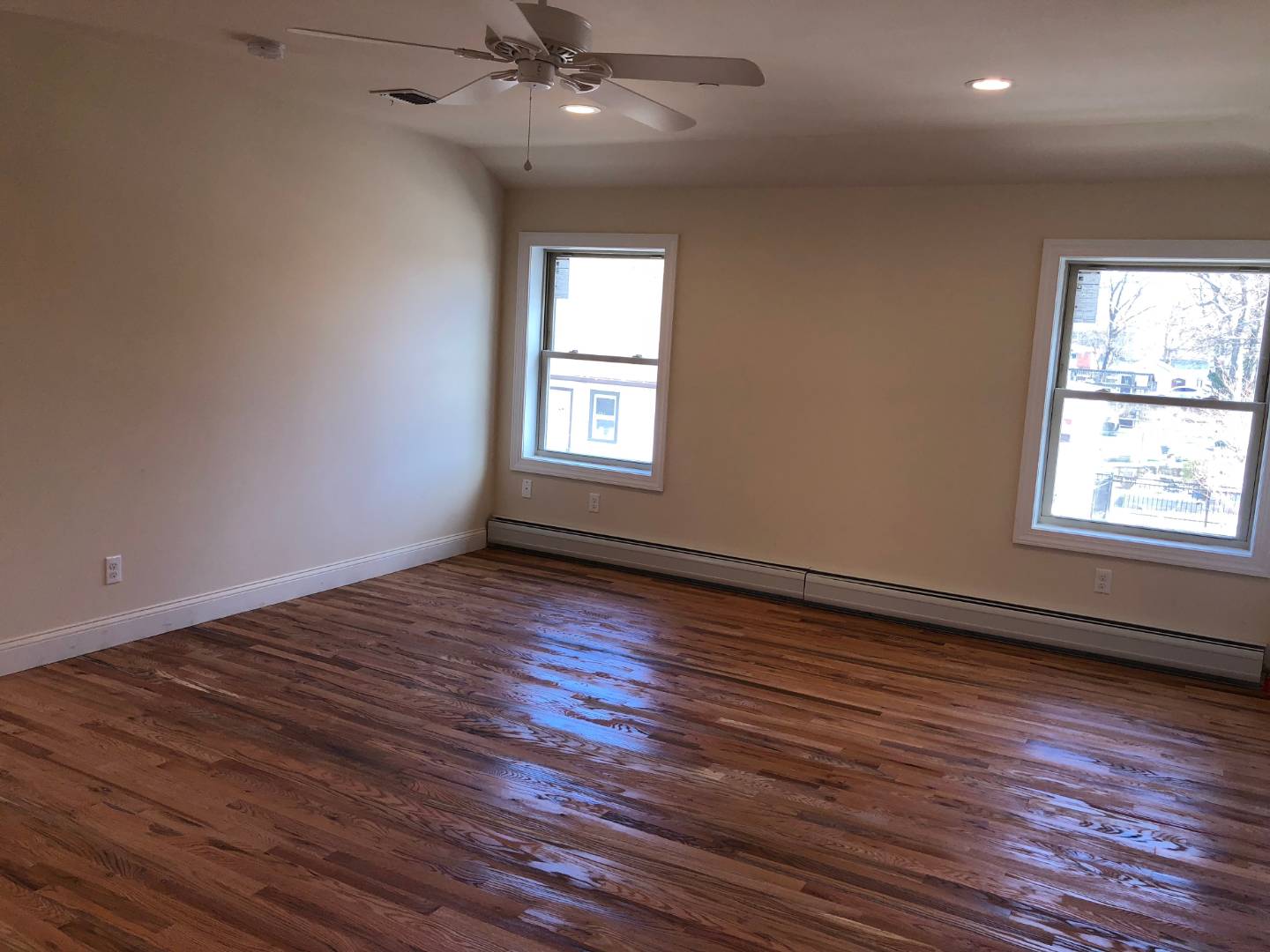 400 Clarke Ave, Staten Island, NY 10306 (Sold NYStateMLS Listing 10429037)