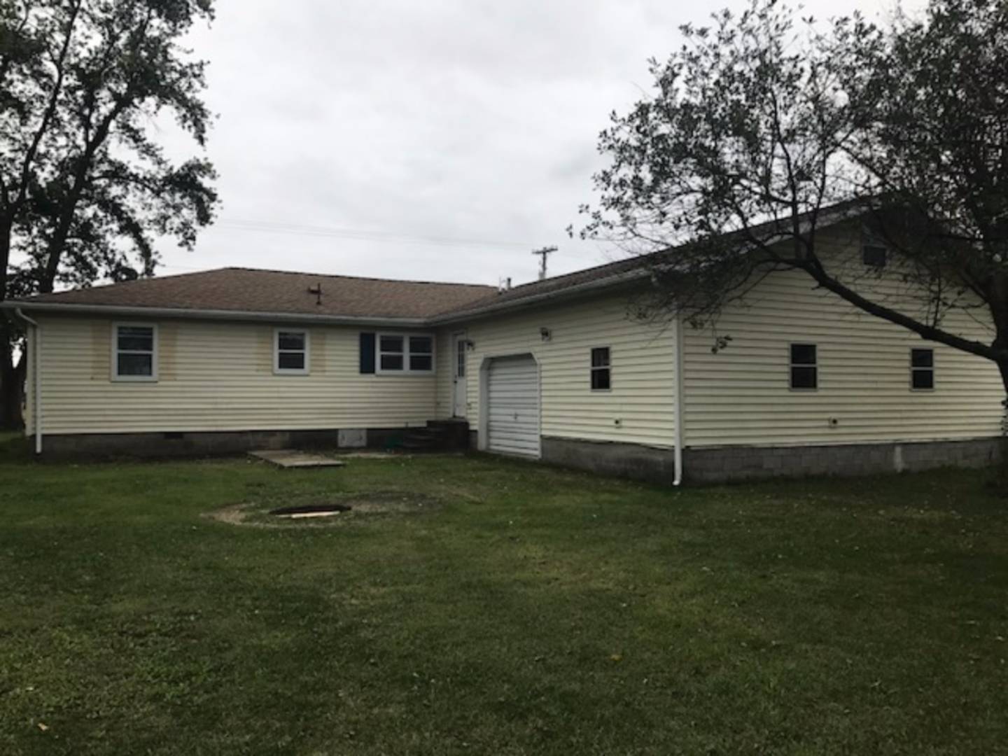 9735 N. 200th St., Oblong, IL 62449 (Off Market MyStateMLS Listing