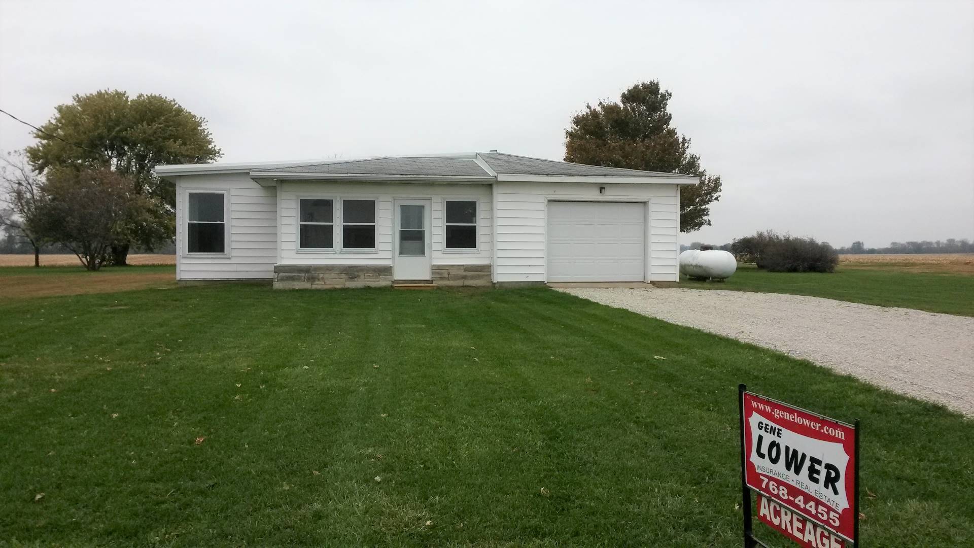 849 E. 2655 North Rd, Moweaqua, IL 62550 (Off Market NYStateMLS Listing