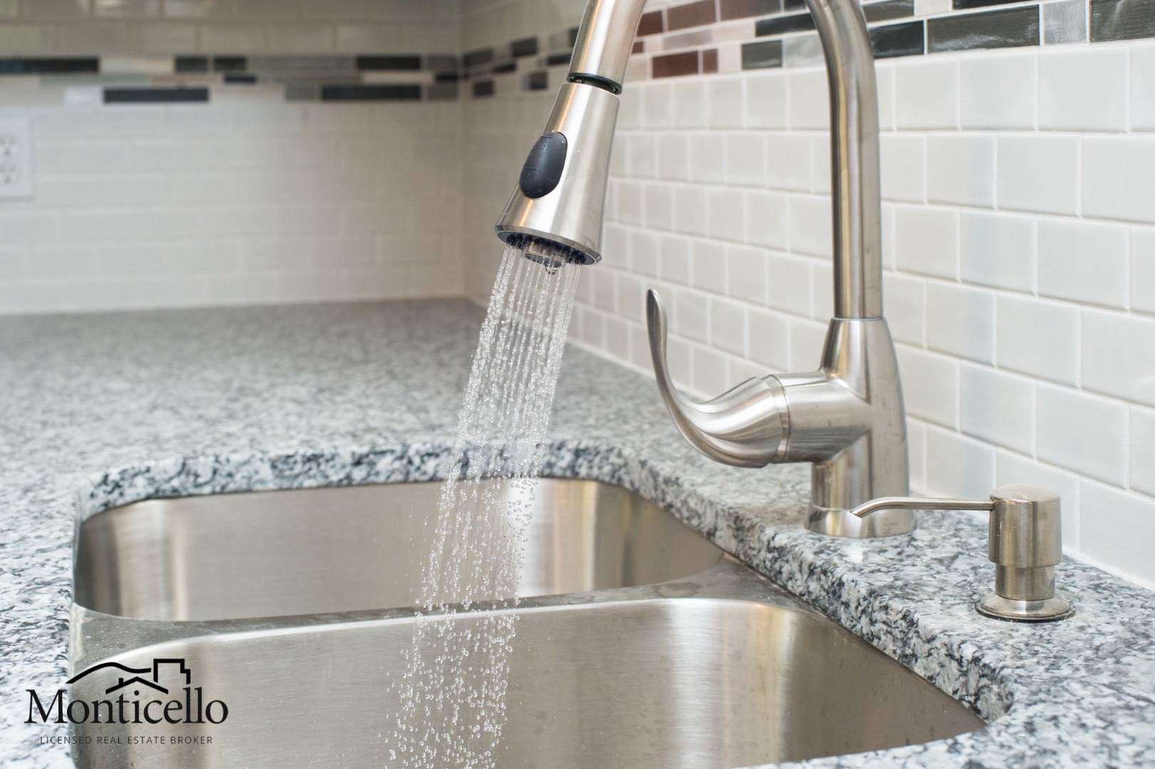 348 Whiteview Rd, Wynantskill, NY 12198 (Sold NYStateMLS Listing 10435756)