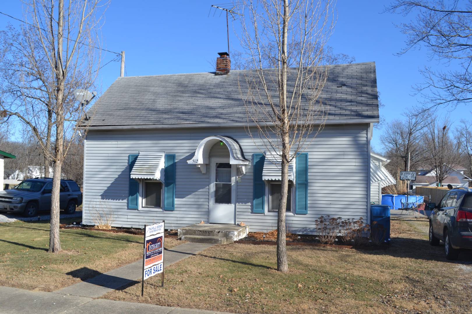 512 S. Charles St., West Salem, IL 62476 (Sold NYStateMLS Listing