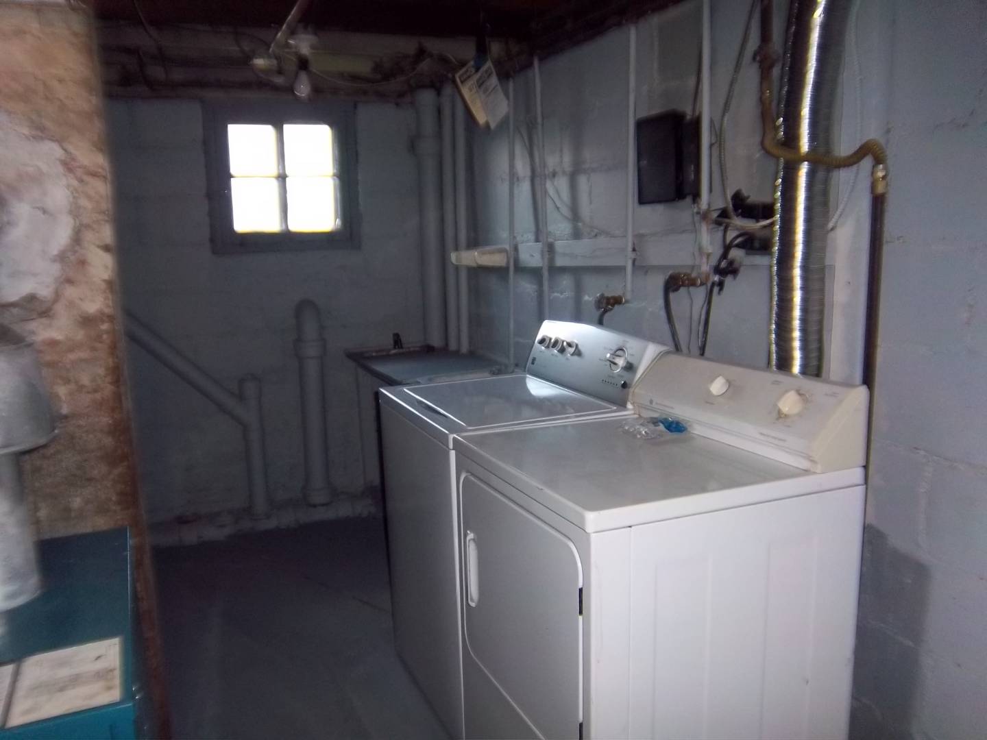 121 Waldron Ave, Staten Island, NY 10301 (Sold NYStateMLS Listing 10458322)