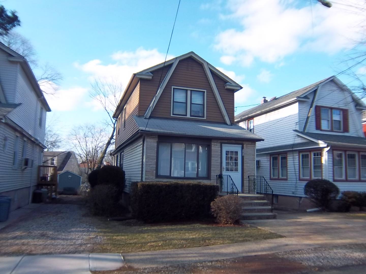 121 Waldron Ave, Staten Island, NY 10301 (Sold NYStateMLS Listing 10458322)