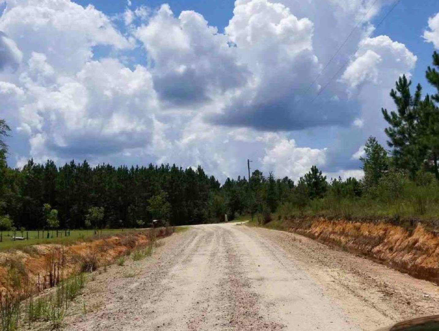 136 Jade Ln, Ambrose, GA 31512 (Off Market MyStateMLS Listing 10459565)