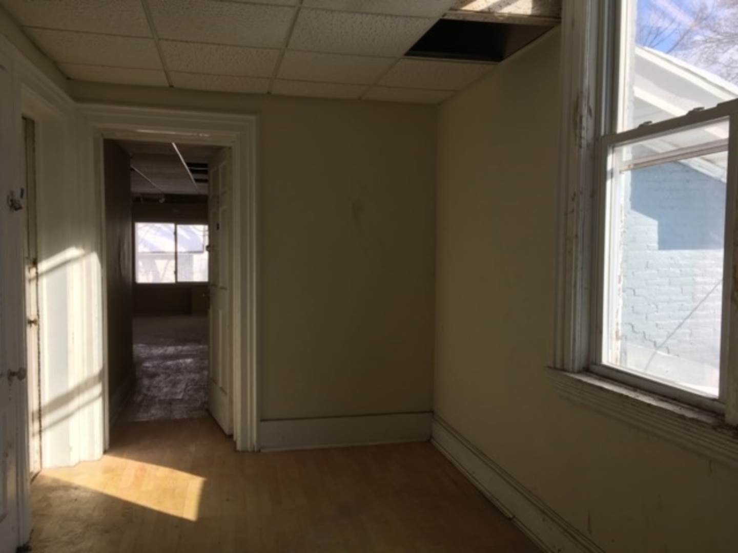 160 Pine St, Lockport, NY 14094 (Sold NYStateMLS Listing 10464911)