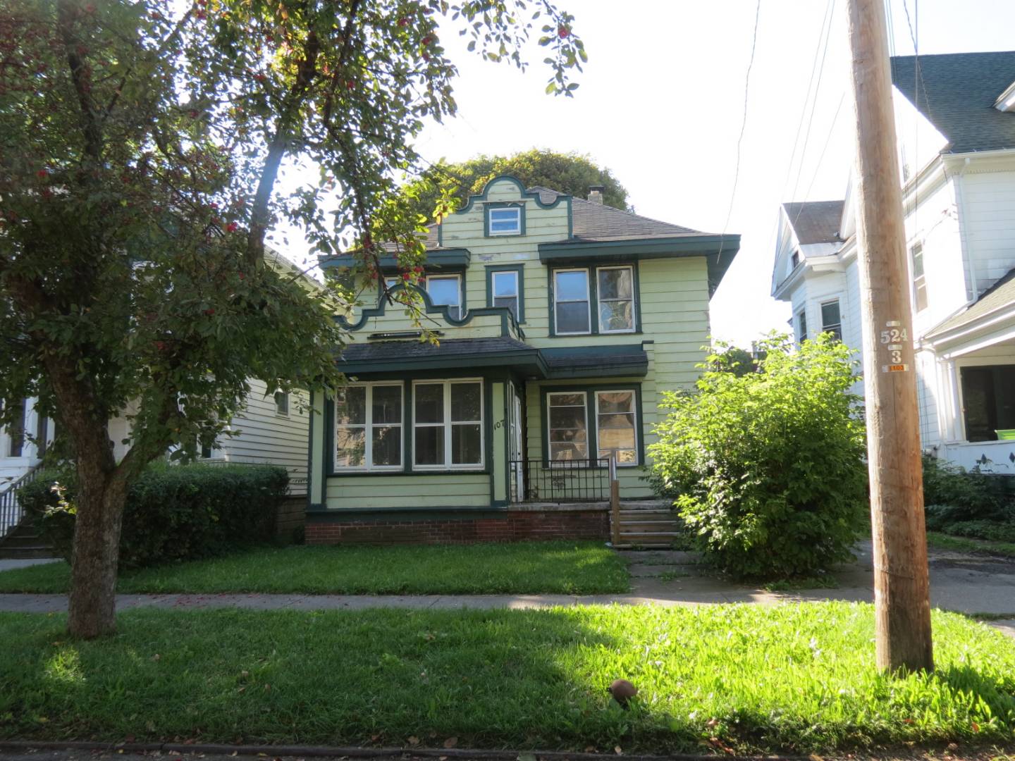 107 Borden Ave W, Syracuse, NY 13205 (Off Market NYStateMLS Listing