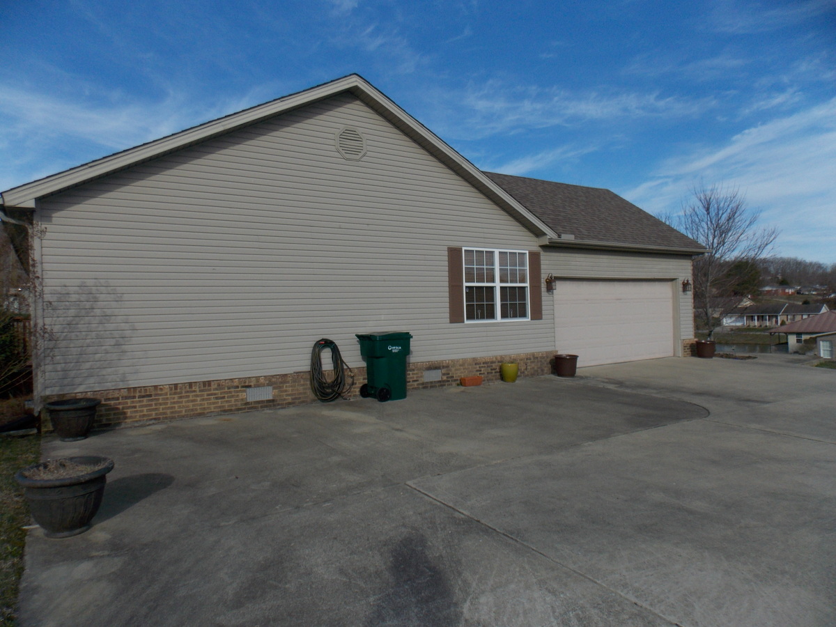 55 Lake Pointe Drive, Morehead, KY 40351 (Sold NYStateMLS Listing