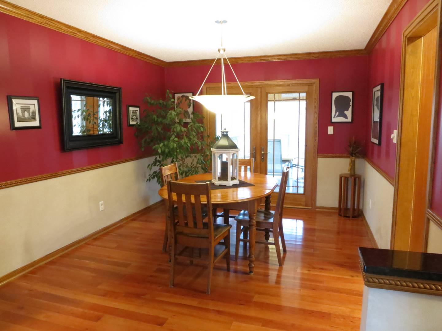 8023 Maple Drive, Urbandale, IA 50322 (Off Market MyStateMLS Listing