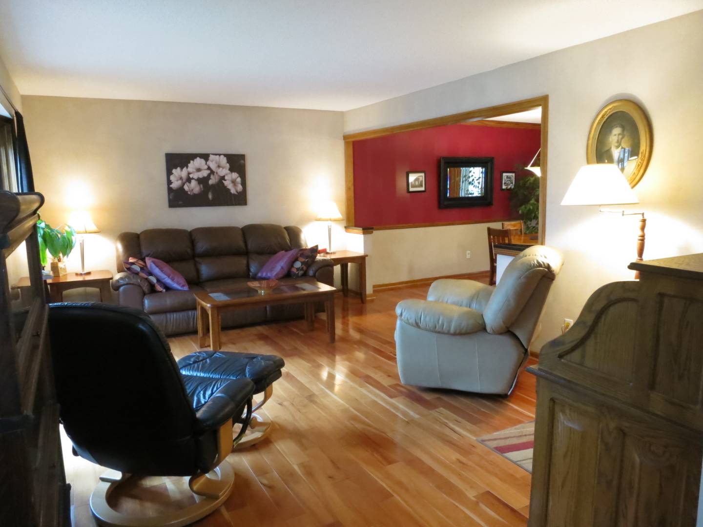 8023 Maple Drive, Urbandale, IA 50322 (Off Market MyStateMLS Listing