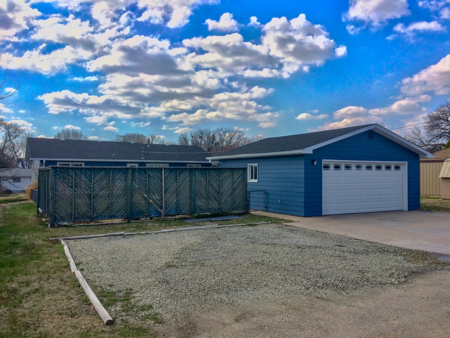 366 5th St, Phillipsburg, KS 67661 (Sold NYStateMLS Listing 10489508)