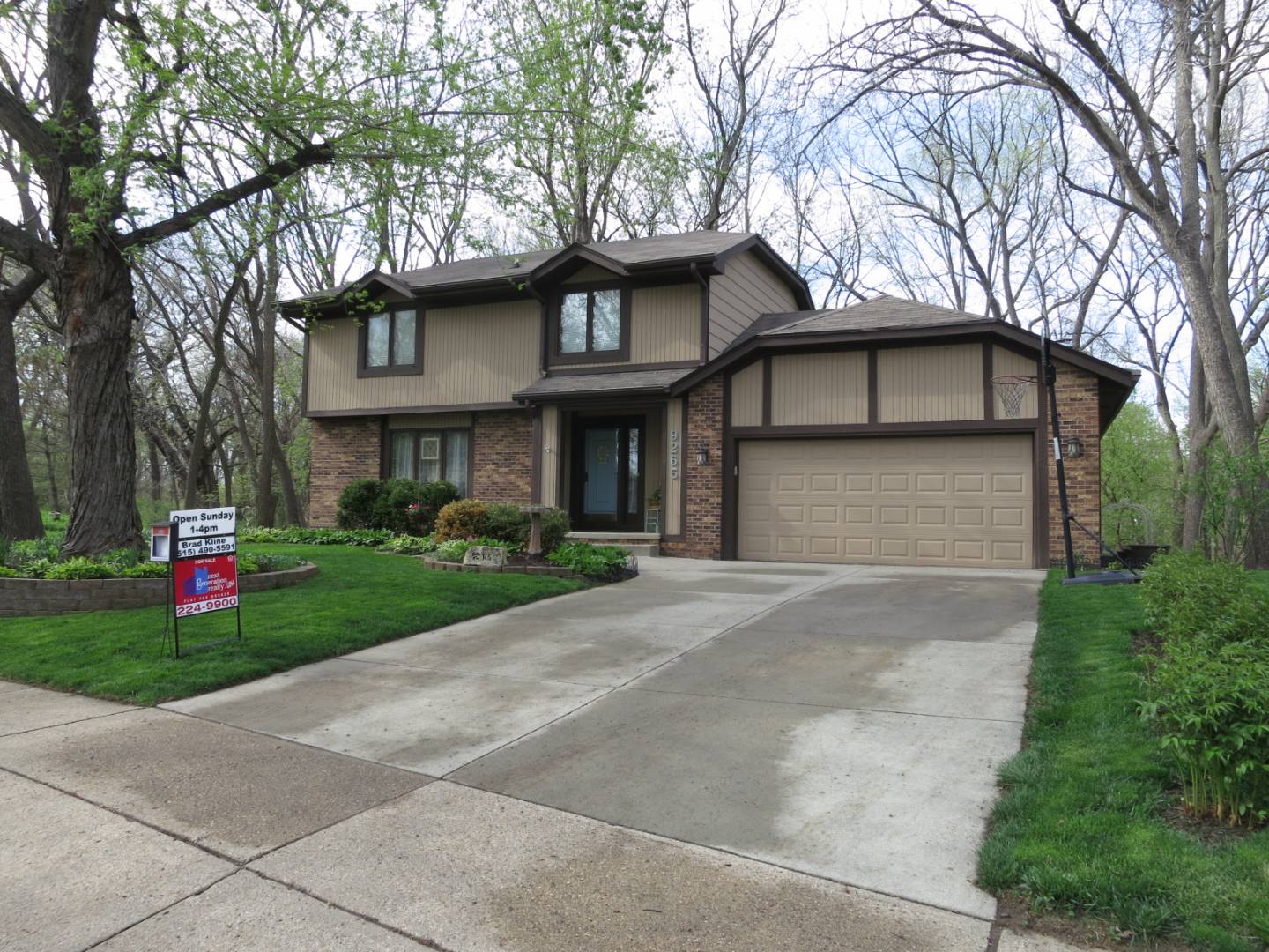 9265 Lincoln Ave, Clive, IA 50325 (Sold NYStateMLS Listing 10487035)