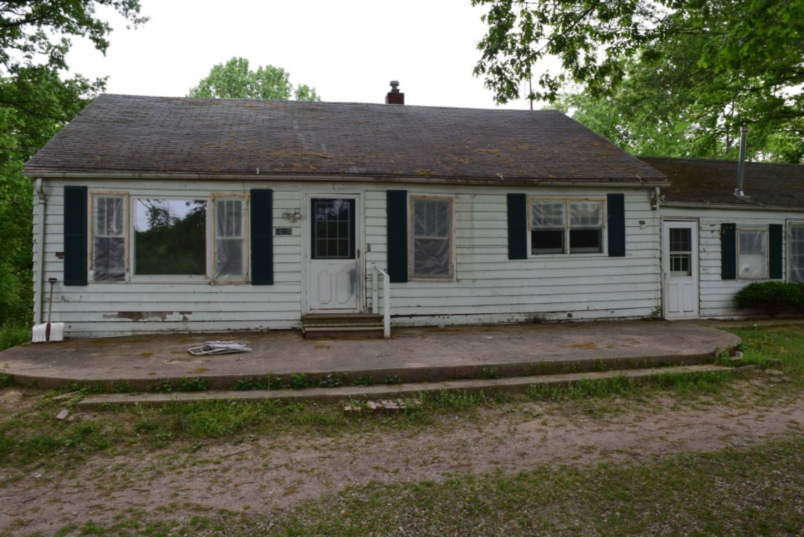 10220 E 775th St., Robinson, IL 62454 (Sold MyStateMLS Listing 10494170)