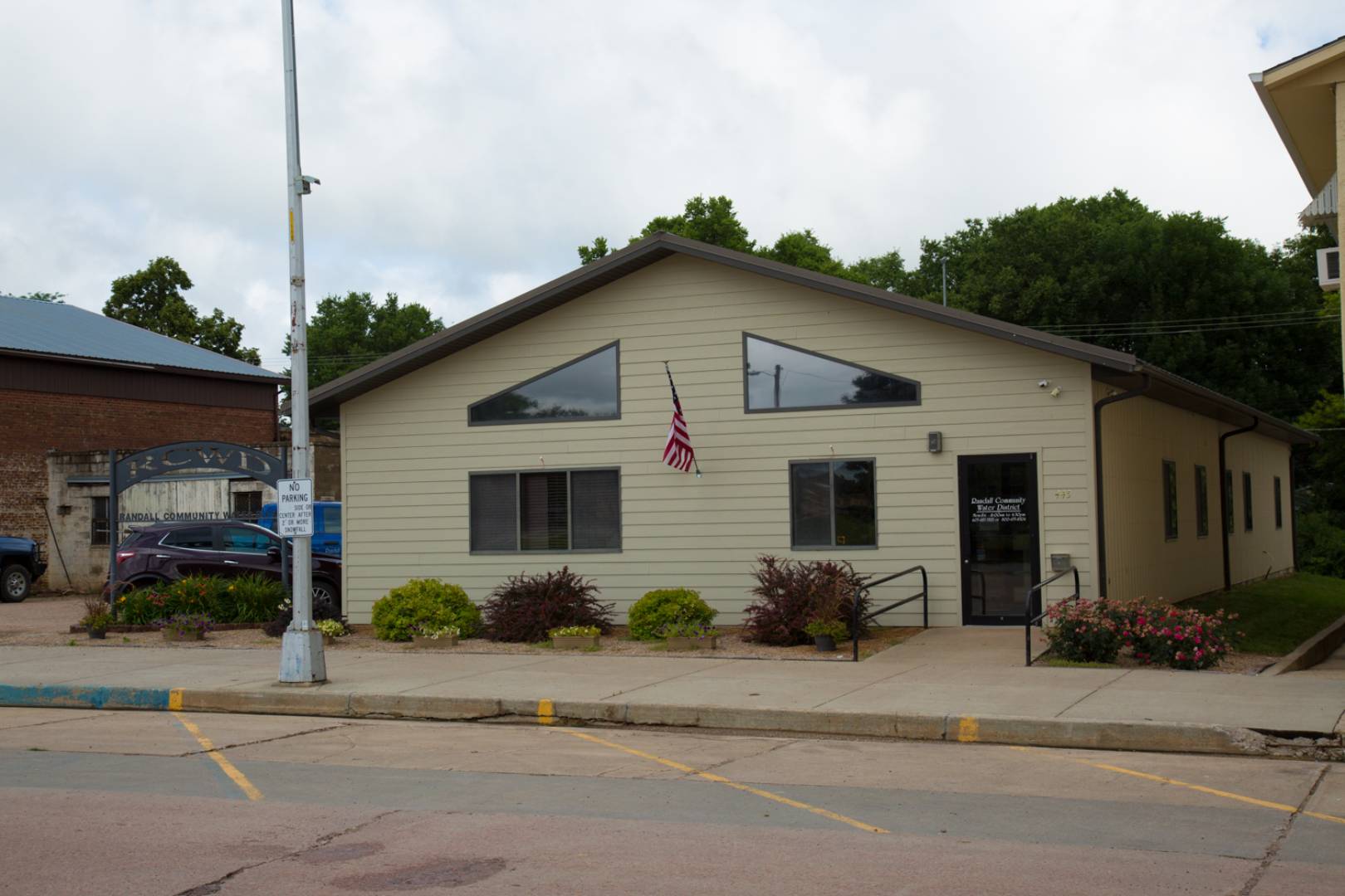 445 E Main ST, Lake Andes, SD 57356 (Off Market NYStateMLS Listing