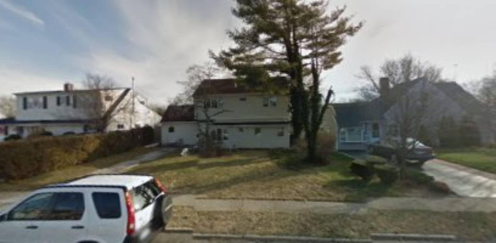 275 Twin Lane East, Wantagh, NY 11793 (Sold NYStateMLS Listing 10515841)