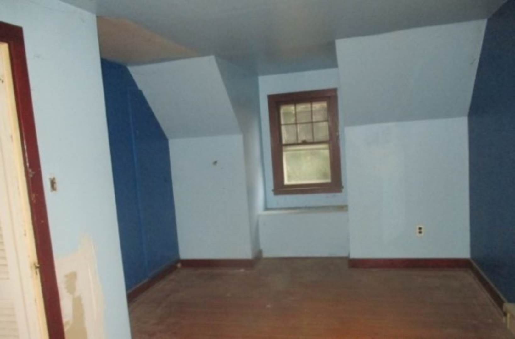 47 Summit St, Fairport, NY 14450 (Sold NYStateMLS Listing 10514065)