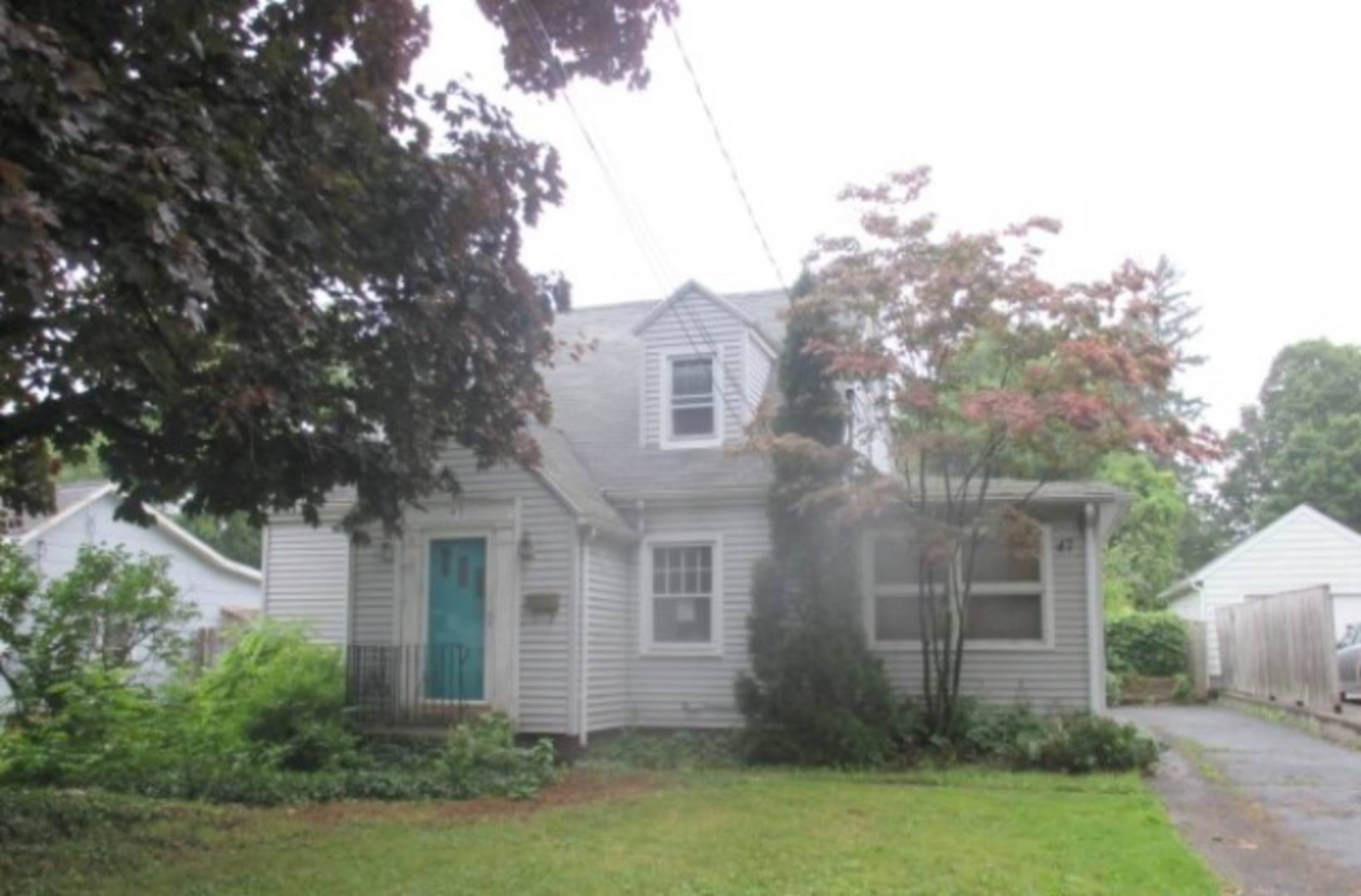 47 Summit St, Fairport, NY 14450 (Sold NYStateMLS Listing 10514065)