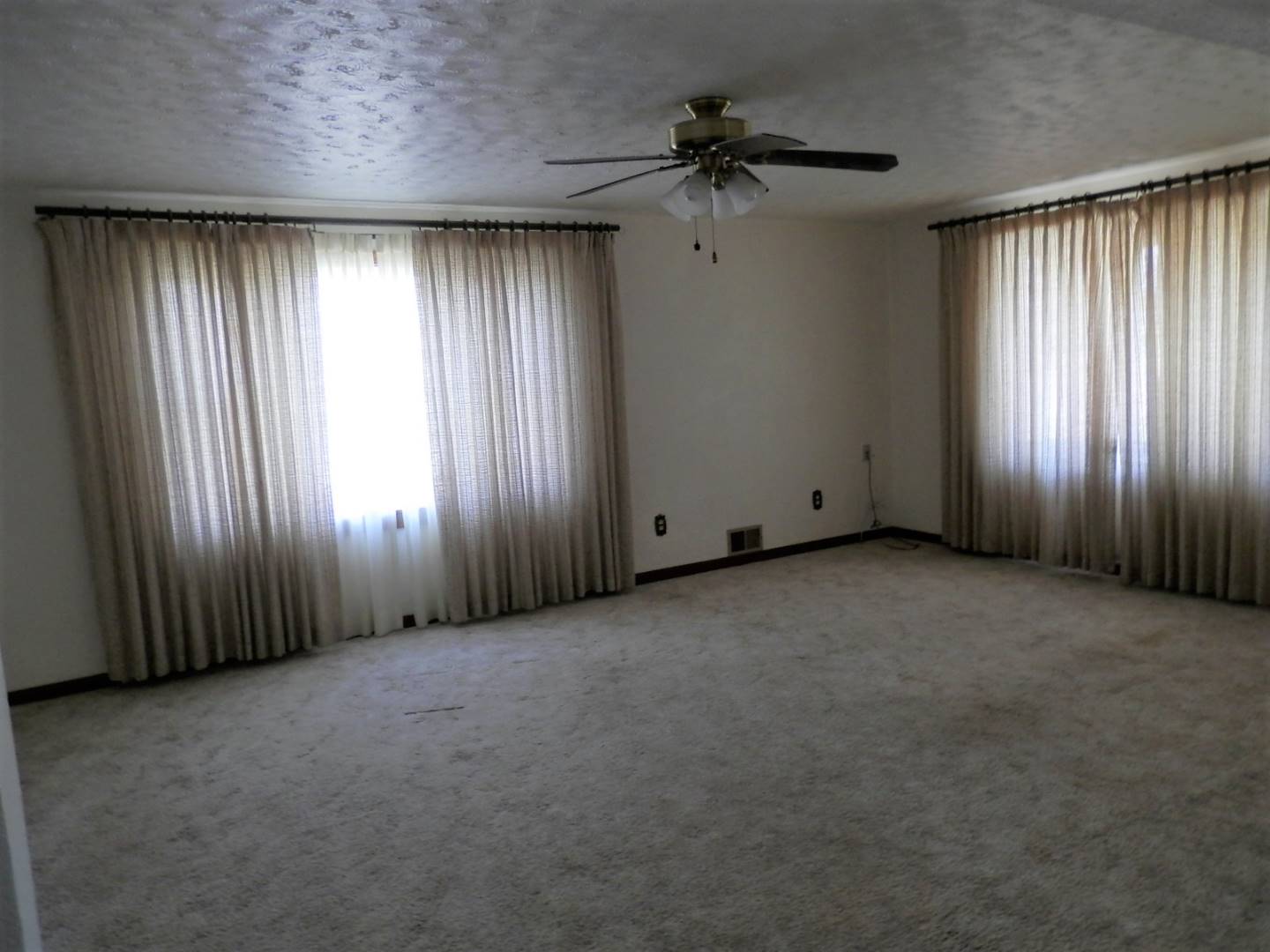 511 West Fourth, Bird City, KS 67731 (Sold NYStateMLS Listing 10527303)