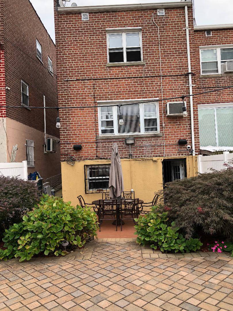 1687 Watson Ave Bronx Ny 10472 Zillow