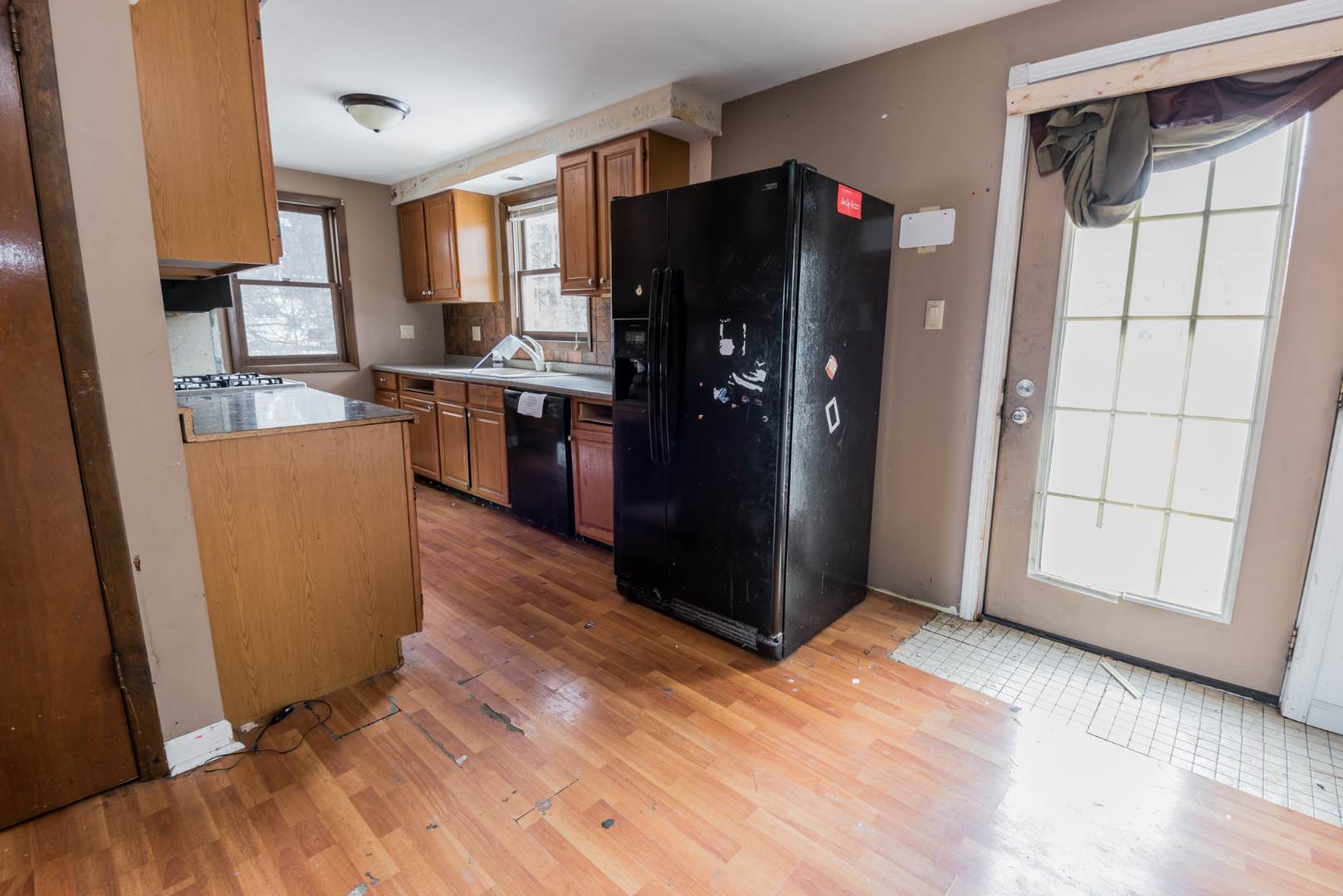 5825 Genesee St, Lancaster, NY 14086 (Sold NYStateMLS Listing 10562477)