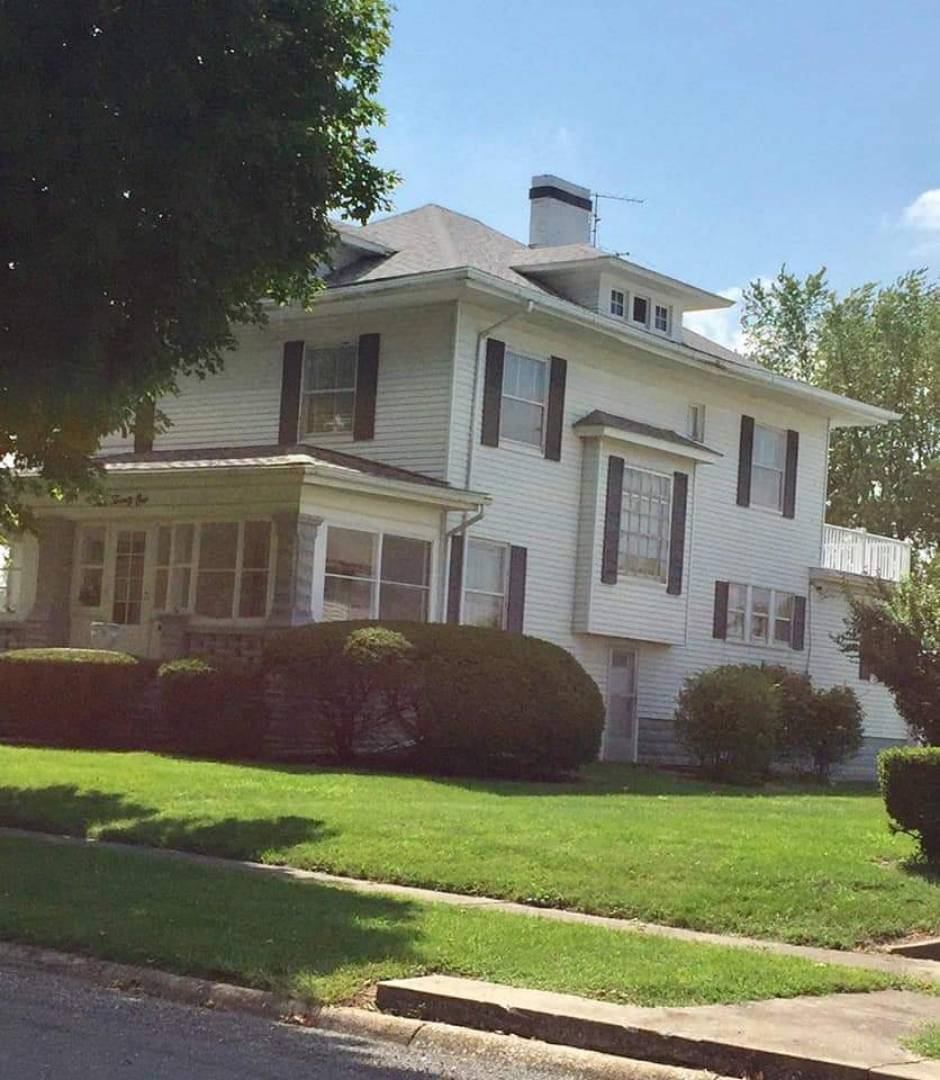 421 South Morse Street, Roodhouse, IL 62082 (Off Market MyStateMLS