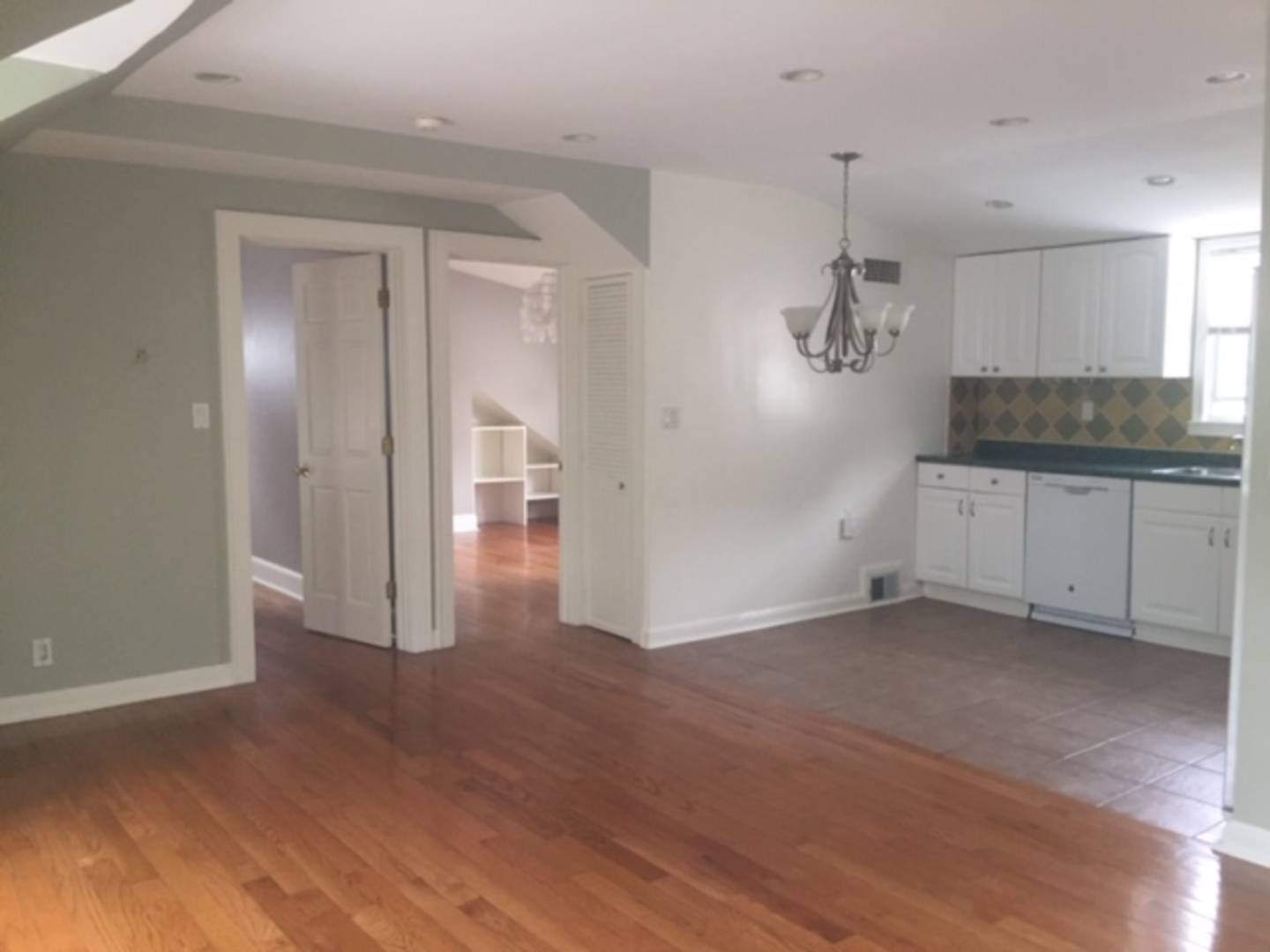 218 Delancey Ave 2, Mamaroneck, NY 10543 (Off Market NYStateMLS