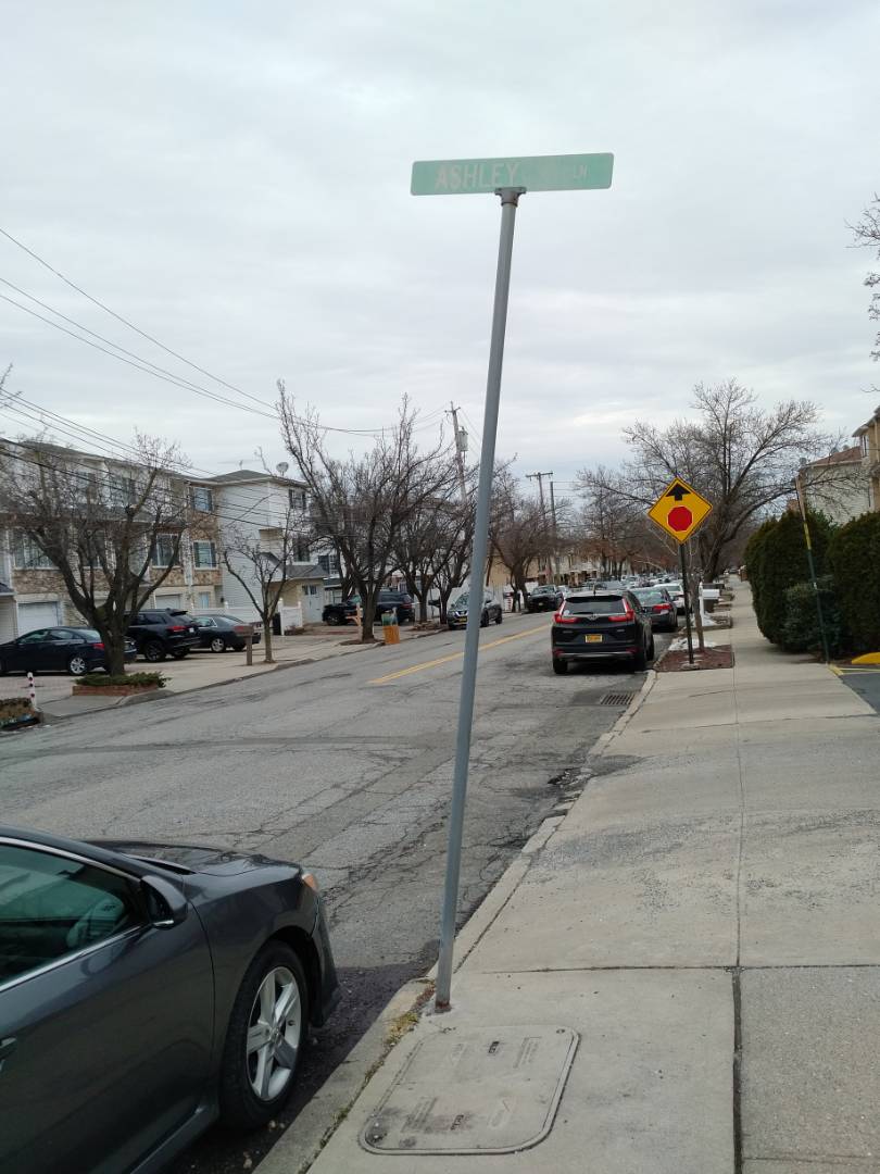 50 Ashley Ln, Staten Island, NY 10309 (Sold NYStateMLS Listing 10579474)