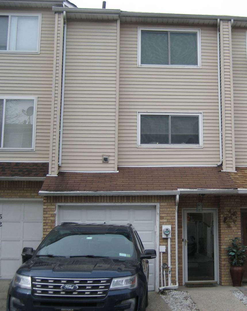 50 Ashley Ln, Staten Island, NY 10309 (Sold NYStateMLS Listing 10579474)