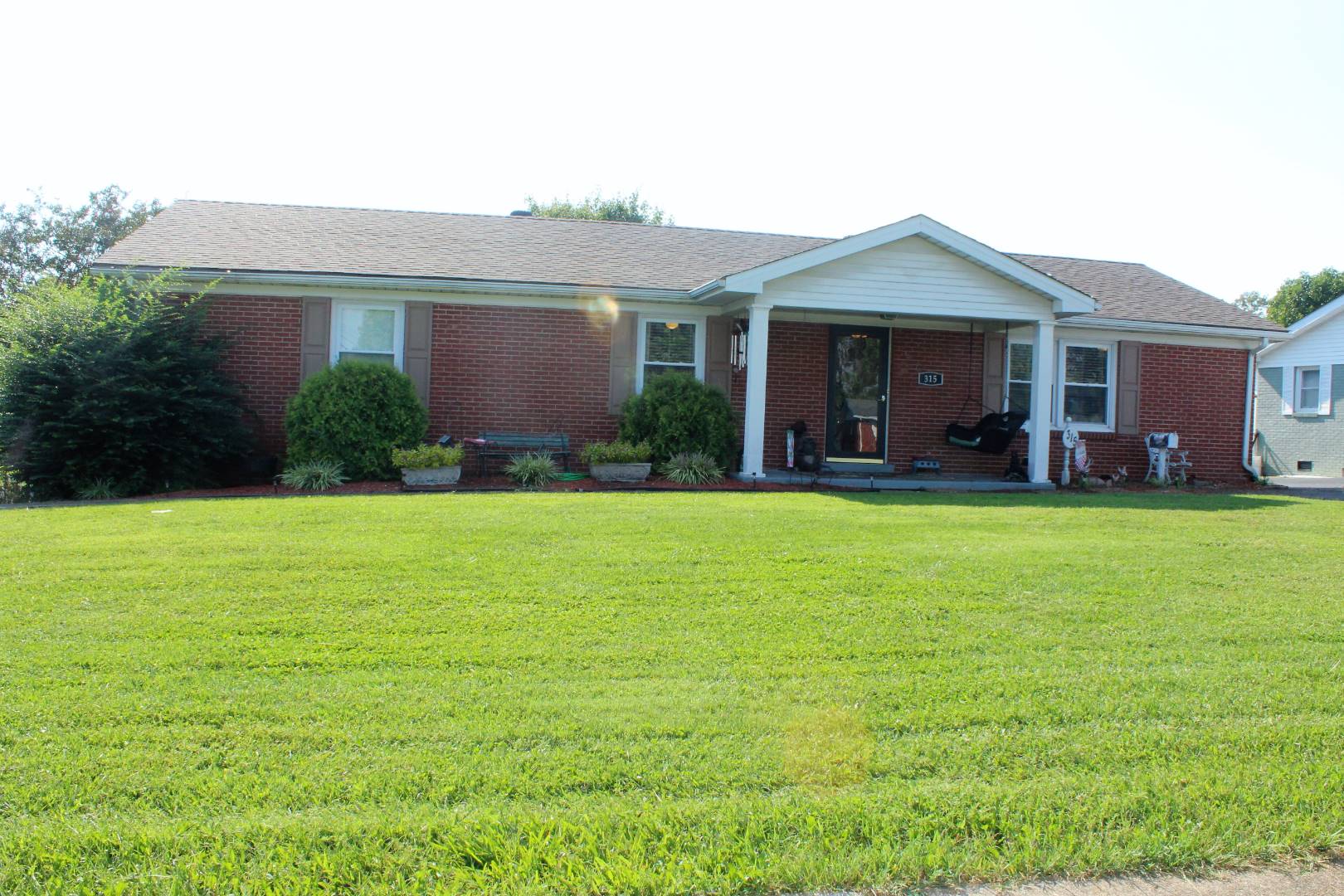 315 Lexington, Glasgow, KY 42141 (Sold NYStateMLS Listing 10577591)