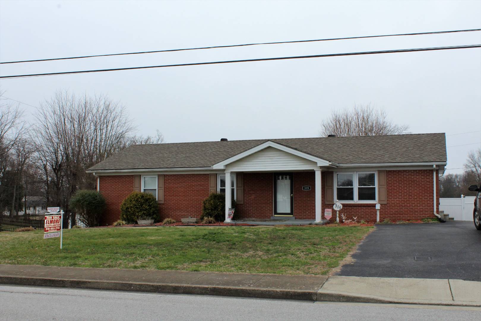 315 Lexington, Glasgow, KY 42141 (Sold NYStateMLS Listing 10577591)