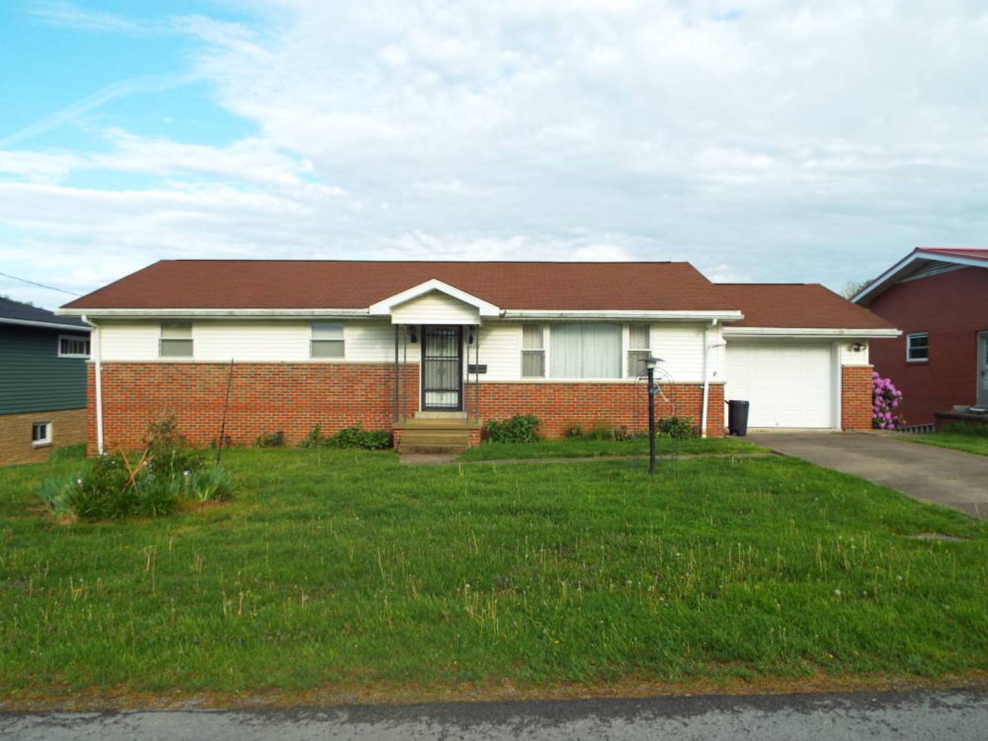 807 Lawman Ave, Bridgeport, WV 26330 (Sold NYStateMLS Listing 10599716)