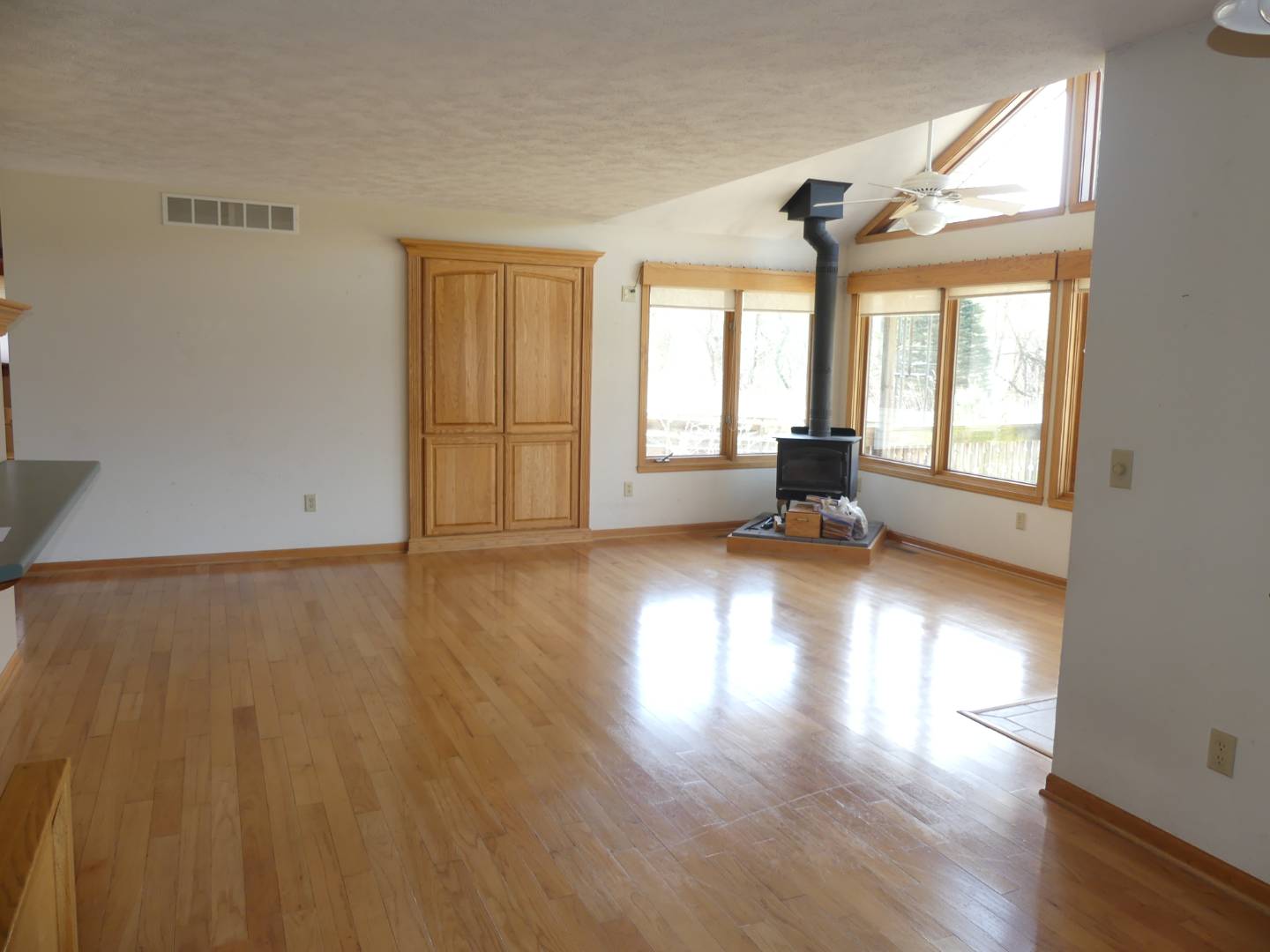 15052 White School Road, South Beloit, IL 61080 (Sold MyStateMLS