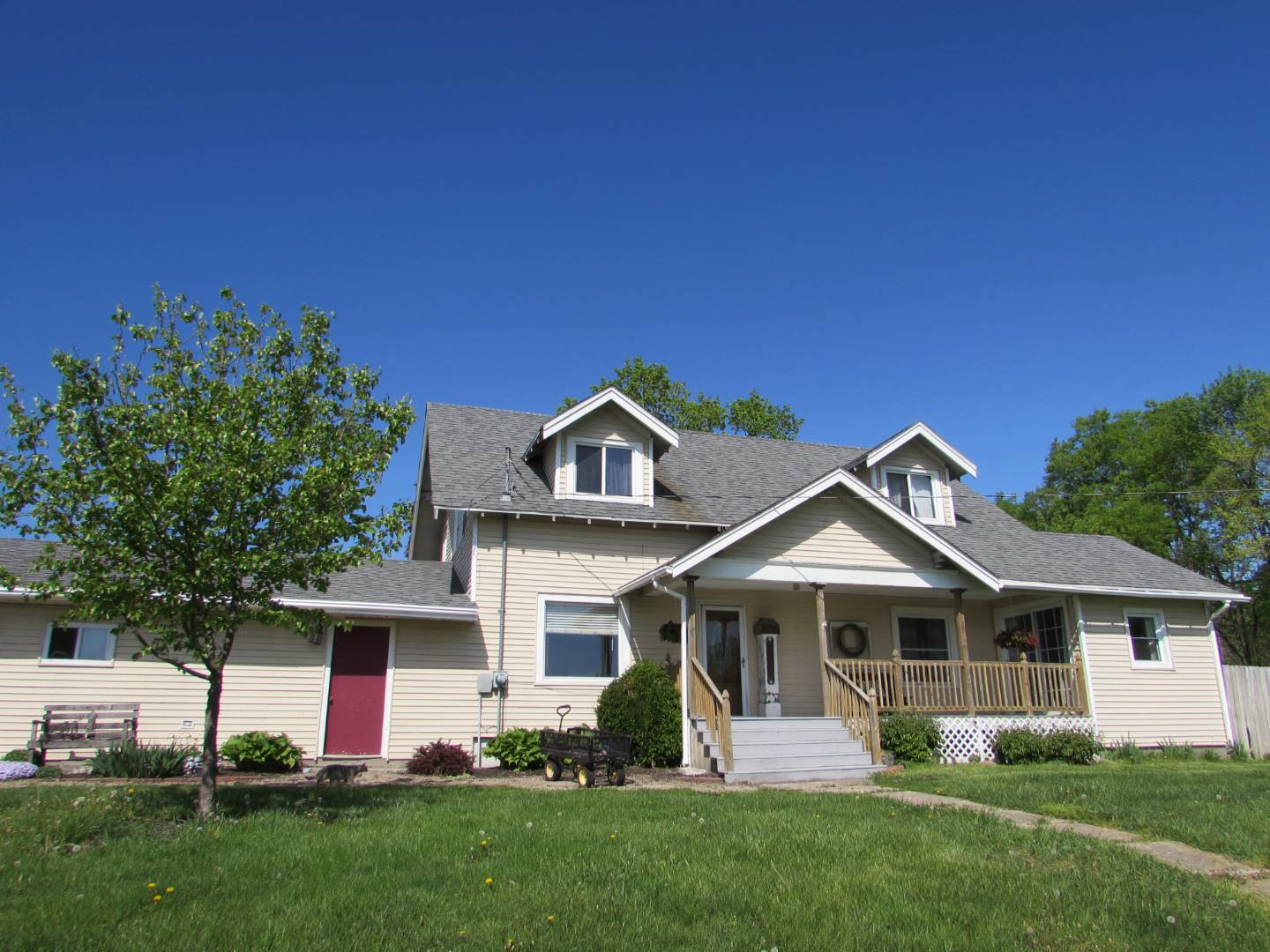 225 W HWY 136, New Hampton, MO 64471 (Sold NYStateMLS Listing 10601600)