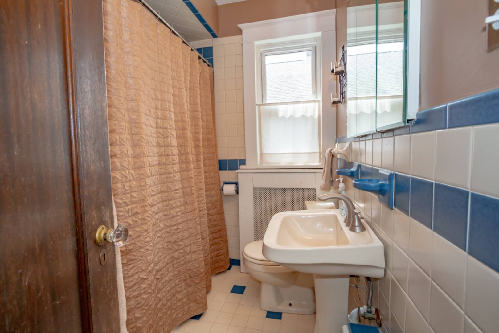 27 Hawthorne Ave, Albany, NY 12203 (Sold NYStateMLS Listing 10601040)