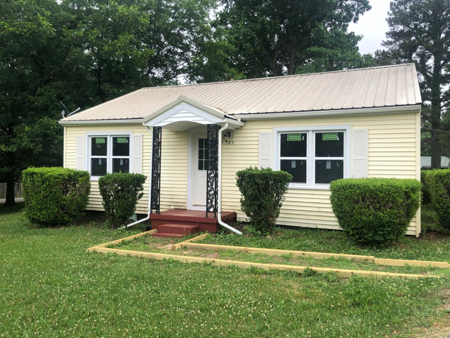 395 Park St, McLemoresville, TN 38258 (Off Market NYStateMLS Listing