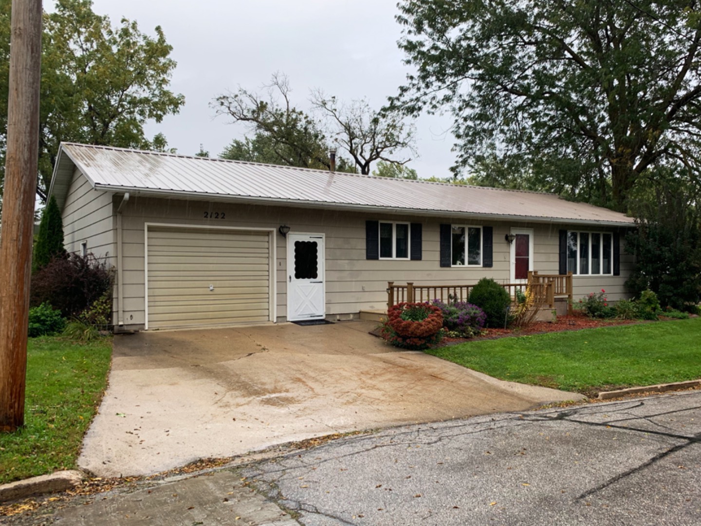 2122 Park St, Elk Horn, IA 51531 (Sold NYStateMLS Listing 10647202)