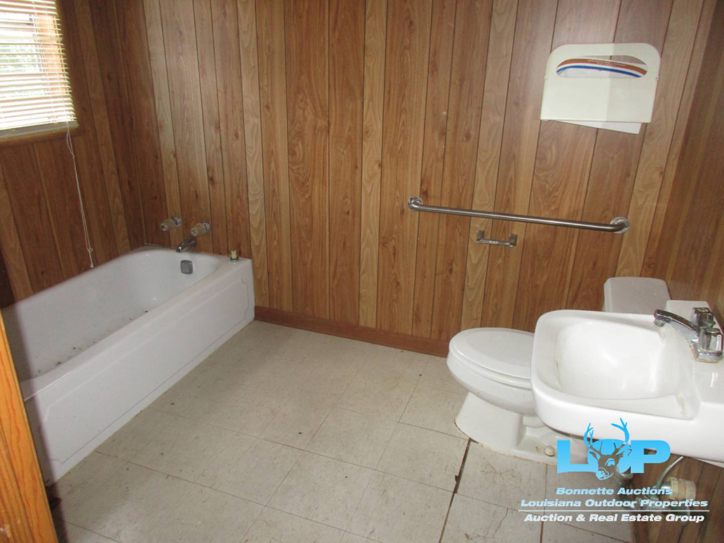 5610 Coliseum Blvd Alexandria La 71303 Off Market Mystatemls