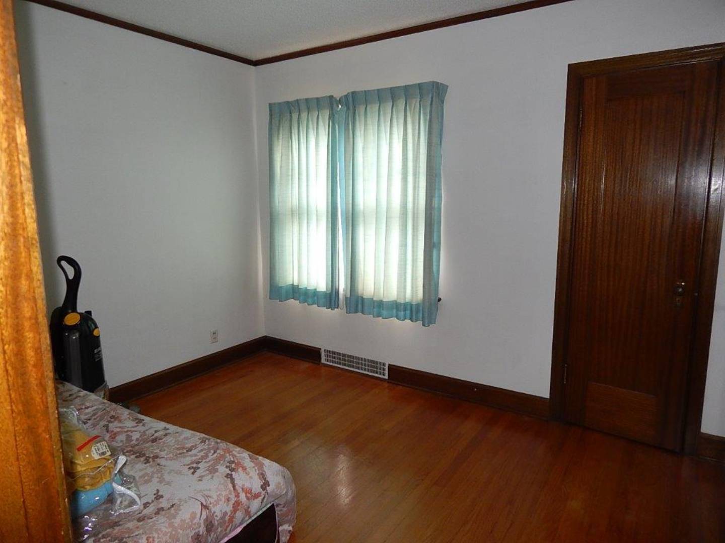 406 South Wisconsin Street, Conrad, MT 59425 (Off Market NYStateMLS