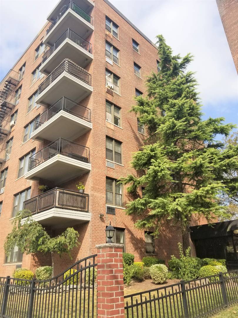 145 Lincoln Ave, Staten Island, NY 10306 (Off Market NYStateMLS Listing