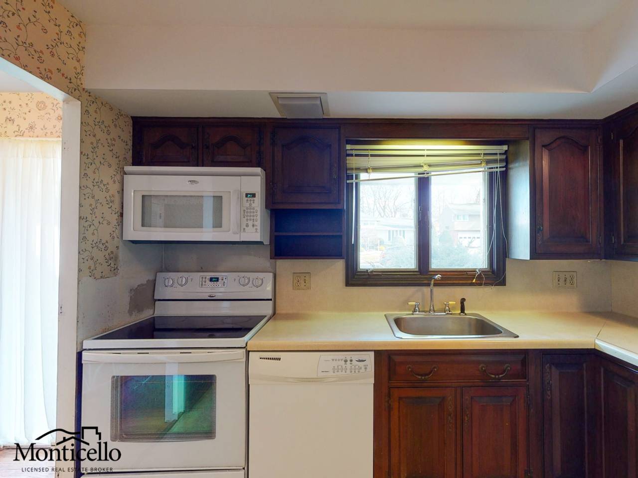 188 Ormond Street, Albany, NY 12208 (Sold NYStateMLS Listing 10645984)